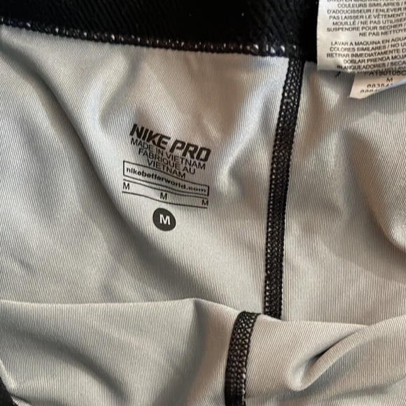 Nike short set - Picture 6 of 9